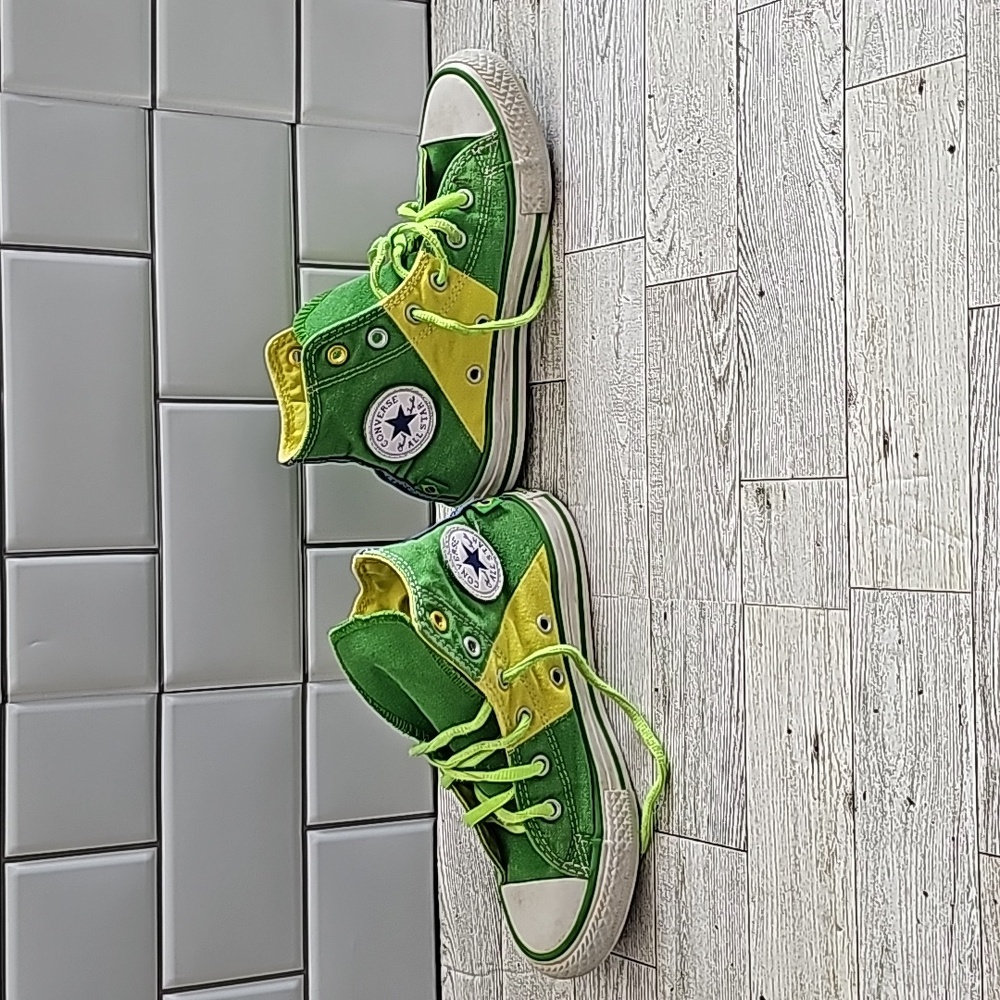 Converse size 1 youth green, yellow, blue